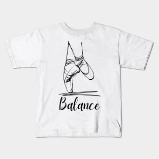 Ballet Dance Balance. Tip Toe. Pointé Kids T-Shirt